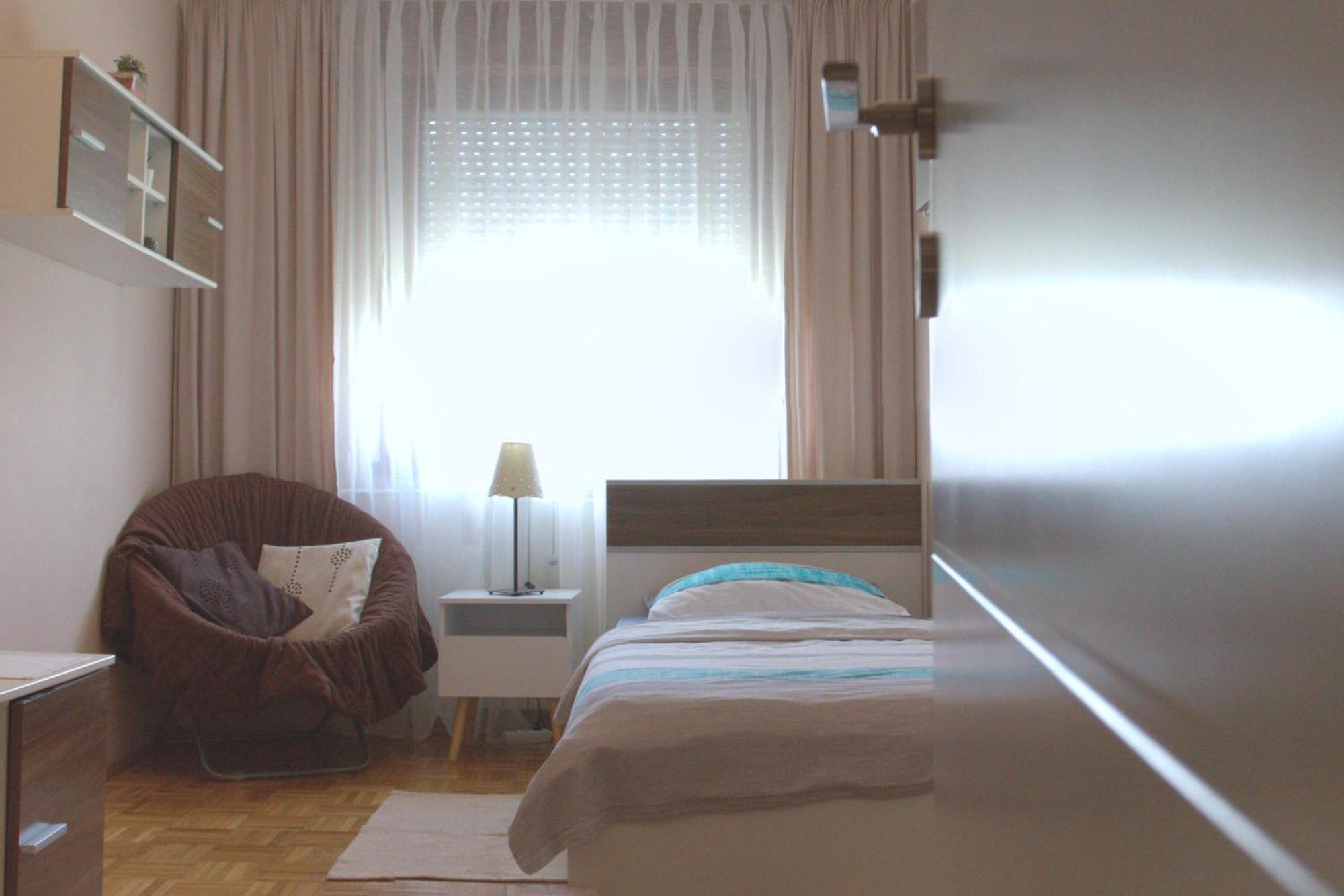 Sunny Day -Arena Zagreb , 2 Bathrooms, 102M², Cameră foto